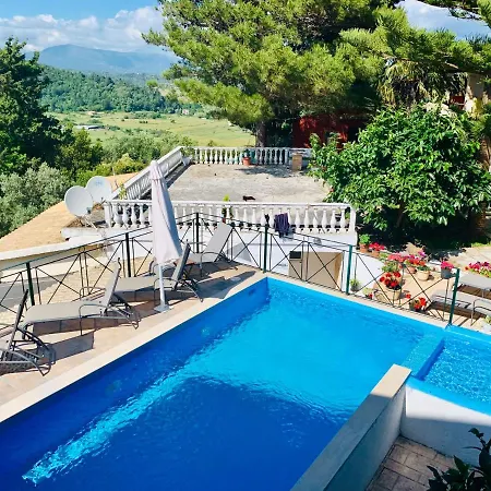 Hébergement de vacances Ermones Diamond